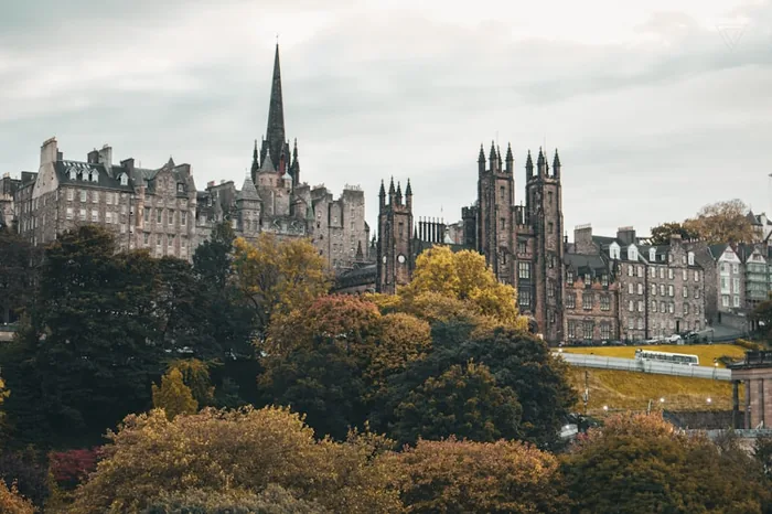 Edinburgh - The castle, the Royal Mile and Arthur's Seat