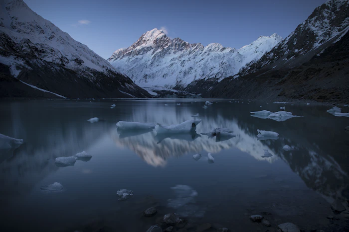 Aoraki / Mount Cook - New Zealand's highest peak above turquoise glacial lakes