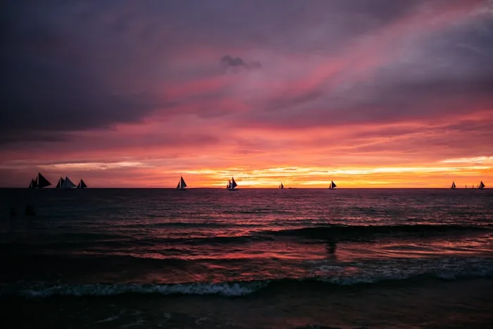 Boracay - White Beach, outrigger sailing and long sunsets