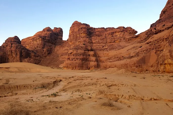 AlUla - Hegra's Nabataean tombs and Elephant Rock