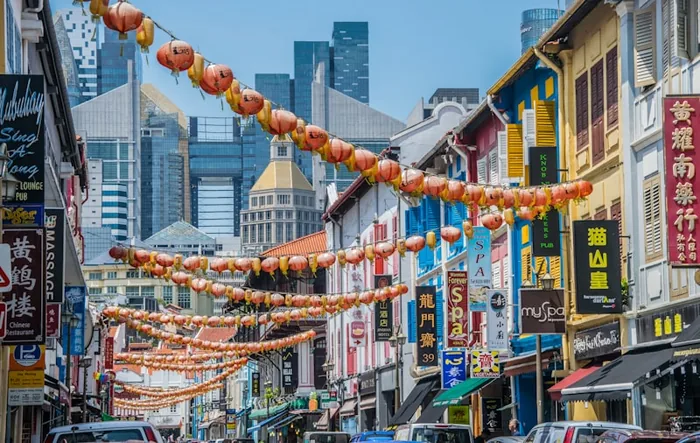 Chinatown - Shophouses, temples and a busy street market