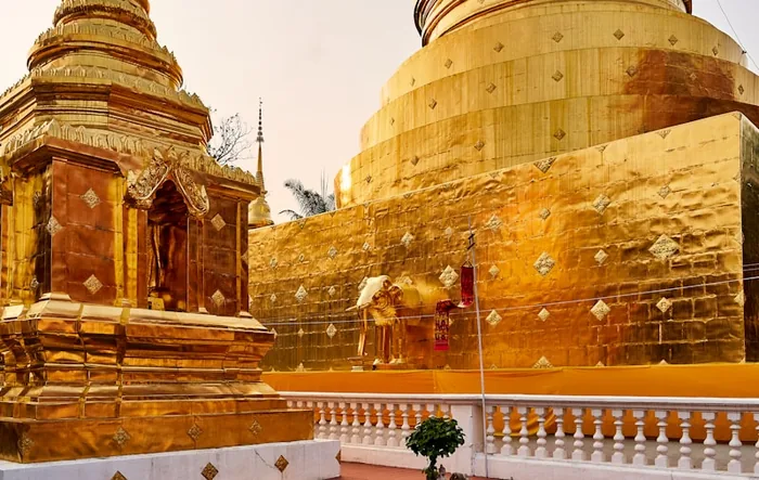 Chiang Mai - Old-city temples, night bazaars and Doi Suthep