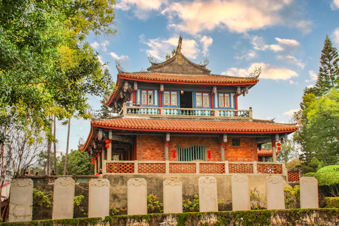 Tainan - Old capital of red-brick forts and temples