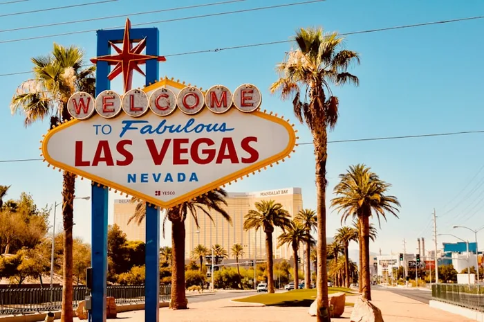 Las Vegas - The neon strip in the Nevada desert